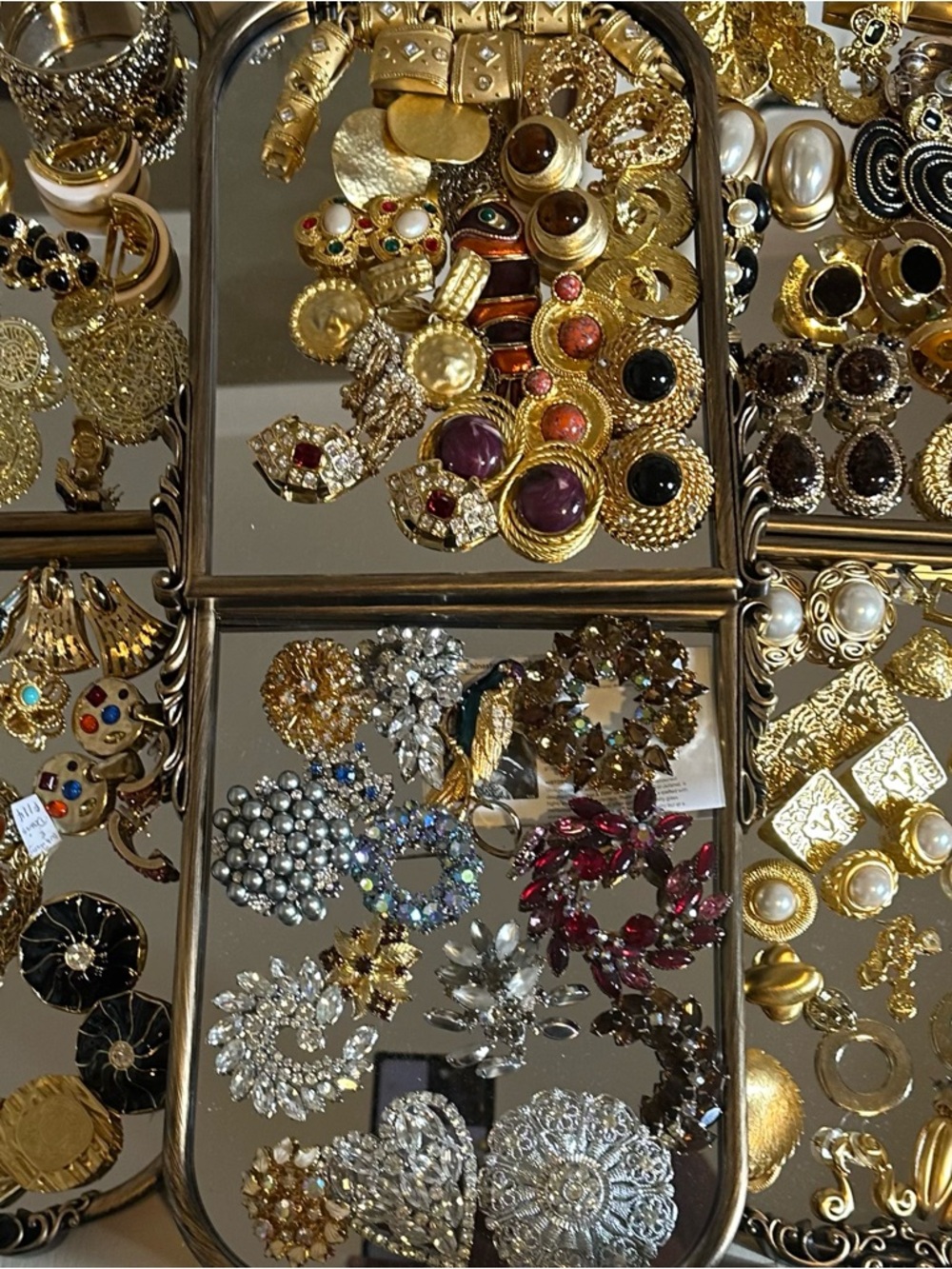Jewelry Galore Live‼️ Show Vintage-Style Women's Brooch Collection